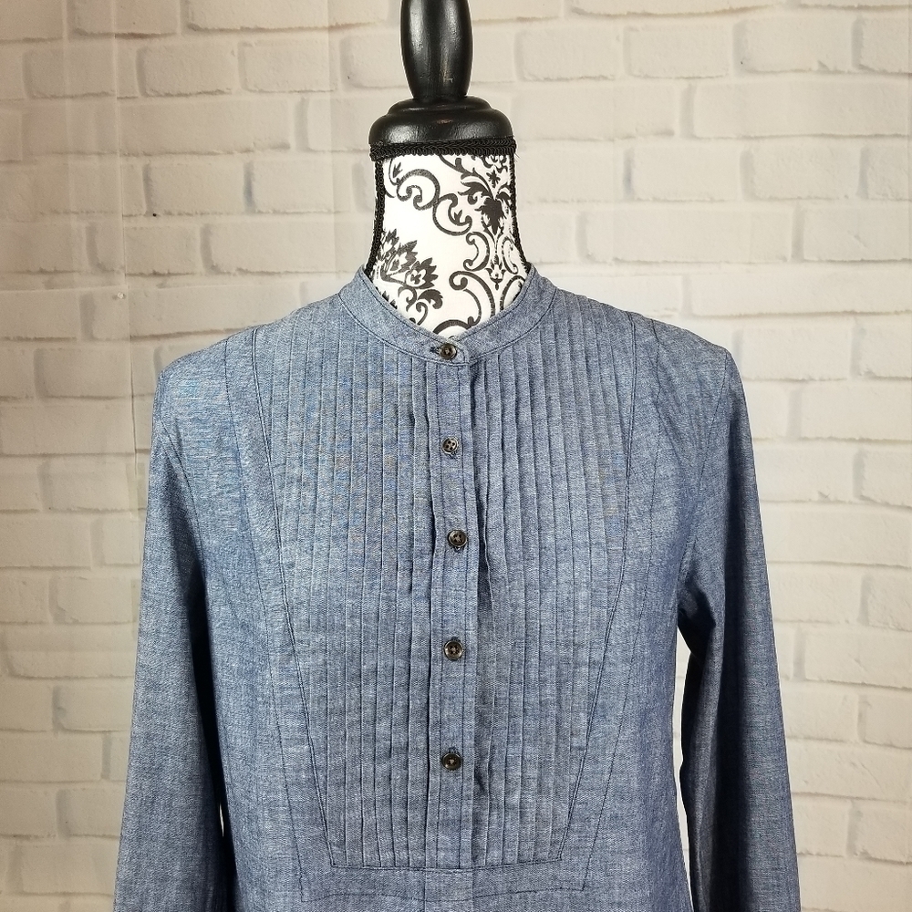 Fossil 1/2 Button Front Chambray Size S Shirt - image 2